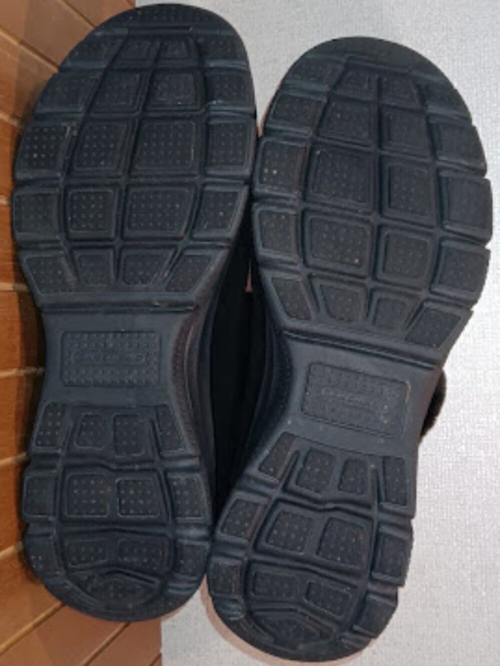 Skechers Slip-ins Boots Women's 11 Black Easy Going Water-Repellent Suede Fur - Picture 10 of 10